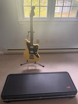 BUTTERCREAM WITH STRAP