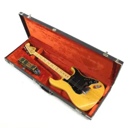 STRATOCASTER 1977 NATURAL