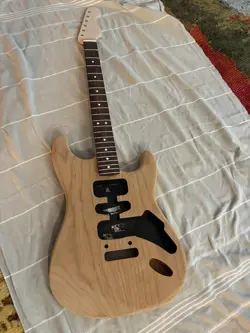 FENDER AMERICAN STRATOCASTER STRAT BODY & NECK UNFINISHED