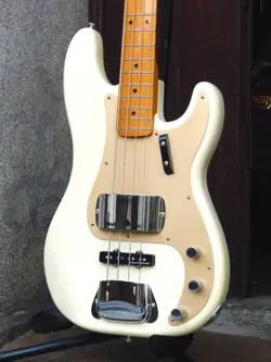 FENDER 2003 AMERICAN VINTAGE '57 PRECISION BASS MOD USED ALDER WHITE W/HARD CASE