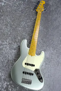 PROFESSIONAL JAZZ BASS