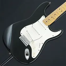 ​​FENDER STRATOCASTER