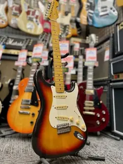 FENDER JAPAN ST58-70TX -3TS 3 TONE SUNBURST- 1997 2000