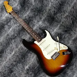 FENDER JAPAN ST62-TX 3-TONE SUNBURST ELECTRIC GUTIAR