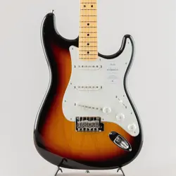 FENDER MADE IN JAPAN HYBRID II STRATOCASTER 3-COLOR SUNBURST MAPLE FINGERBOARD