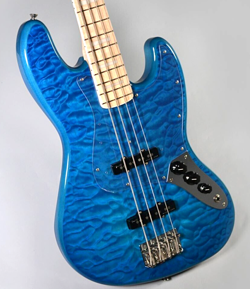 FENDER FSR MADE IN JAPAN TRADITIONAL II 70S JAZZ BASS CARRIBIAN BLUE TRANS