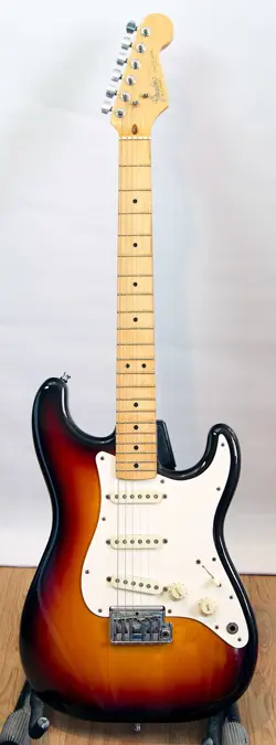 SMITH FENDER STRATOCASTER
