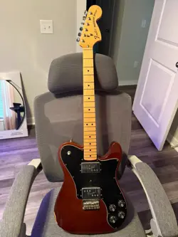 SERIES '72 TELECASTER®