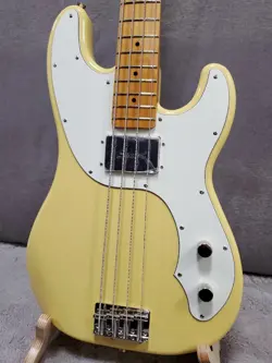 VIBE TELECASTER BASS