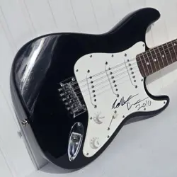 STRATOCASTER STRING ELECTRIC