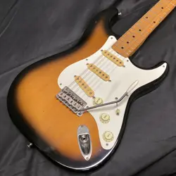FUJIGEN STRATOCASTER 1992-1993