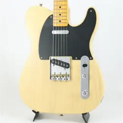SN.V1970877 GUITAR