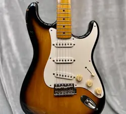 FENDER JAPAN ST57-70TX USED ALDER BODY SUNBURST W/SOFT CASE