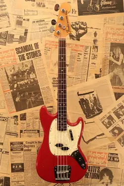 USED 1966 FENDER MUSTANG BASS RED REAL VINTAGE EXCELLENT CONDITION W/HSC