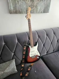 FRETBOARD SSS SUNBURST