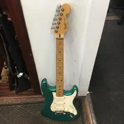 FENDER AMERICAN USA STRATOCASTER 6 STRING ELECTRIC GUITAR - GREEN/BLUE