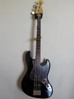 COOLZ BLACK ELECTRIC BASS FENDER-STYLE 21F ALDER BODY GOOD CONDITION
