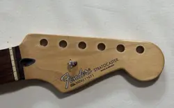 2006 FENDER STRATOCASTER ROSEWOOD NECK MIM SKUNK STRIPE 21-FRETS