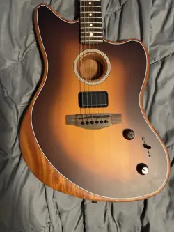 FENDER ACOUSTASONIC JAZZMASTER ELECTRIC GUITAR 2-COLOR SUNBURST WITH CASE