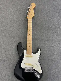 BLK ELECTRICGUITAR MADE