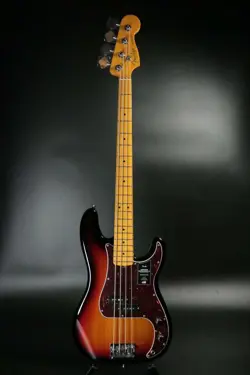 FENDER AMERICAN PROFESSIONAL II PRECISION BASS MAPLE 3 COLOR SUNBURST