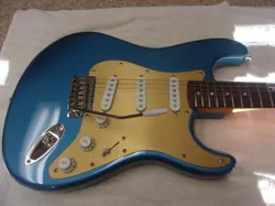 MINT INDONESIA FENDER SQUIER 60'S CLASSIC VIBES BLUE STRATOCASTER W/HSC & BUNDLE