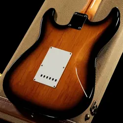 STRATOCASTER 2-TONE