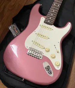 FENDER CHAR STRATOCASTER