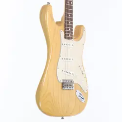 VINTAGE 70S STRATOCASTER