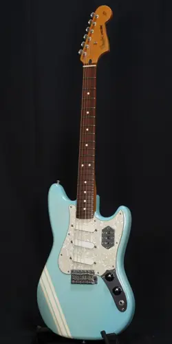 FENDER DELUXE SERIES CYCLONE II DAPHNE BLUE MOD. -2004- FINEST GUITARS SAFE DELI