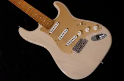 FENDER CUSTOM SHOP CUSTOM SHOP AMERICAN CUSTOM STRATOCASTER NOS HONEY BLONDE