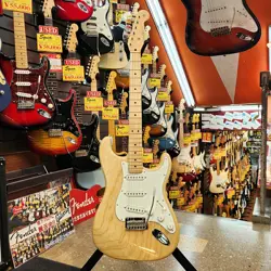 STRATOCASTER 2022