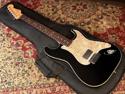 JAPAN MODERN STRATOCASTER