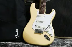 FENDER JAPANEXCLUSIVE CLASSIC 70S STRATOCASTER VINTAGE WHITE 2015