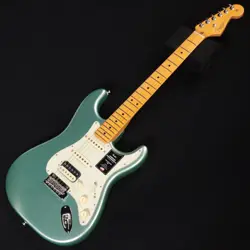STRATOCASTER HSS MYSTIC