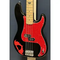 SQUIER BY FENDER PETE WENTZ PLEBE BASS ELECTRIC