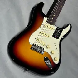 FENDER AMERICAN VINTAGE II 1961 STRATOCASTER 3CS 3 COLOR SUNBURST FENDER STRAT