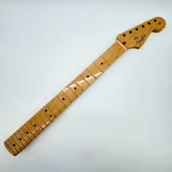 FENDER AMERICAN PROFESSIONAL STRATOCASTER MAPLE NECK MINT 24089