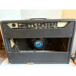 FENDER DELUXE REVERB