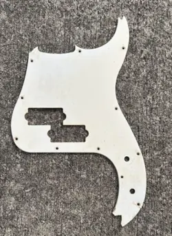 PICKGUARD HEAVY RELIC