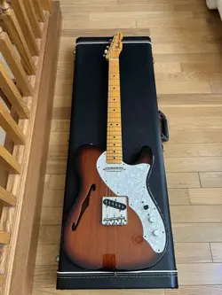 FENDER AMERICAN VINTAGE 69 THINLINE