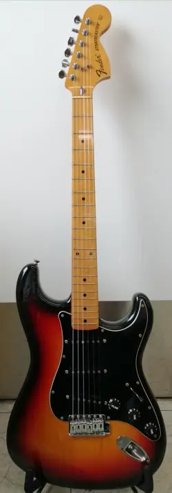 FENDER JAPAN ST72-55 USED 1985 BASSWOOD BODY MAPLE NECK/FINGERBOARD W/SOFT CASE