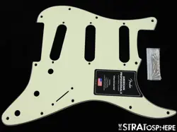 FENDER AMERICAN PROFESSIONAL II STRATOCASTER STRAT, PICKGUARD MINT GREEN USA!