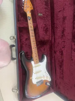 SUNBURST MADE BY FENDER STRATOCASTER1976 NO.MG914