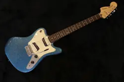 SQUIER BY FENDER SUPER-SONIC