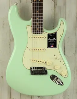 NEW FENDER AMERICAN ULTRA LUXE VINTAGE '60S STRATOCASTER - SURF GREEN (184)