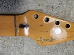 97 FENDER STRATOCASTER