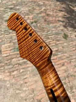 AAAA 22FRET FENDER  SATIN ROASTED FLAME MAPLE ELECTRIC GUITAR NECK BONE NUT