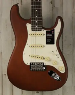 DEMO FENDER LIMITED EDITION AMERICAN PERFORMER SASSAFRAS STRATOCASTER - MOCHA