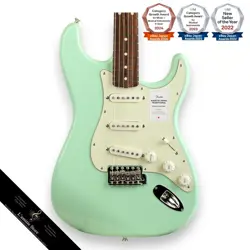 FENDER MADE IN JAPAN 60S STRATOCASTER SURF GREEN GUITAR